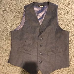 Grey Vest!